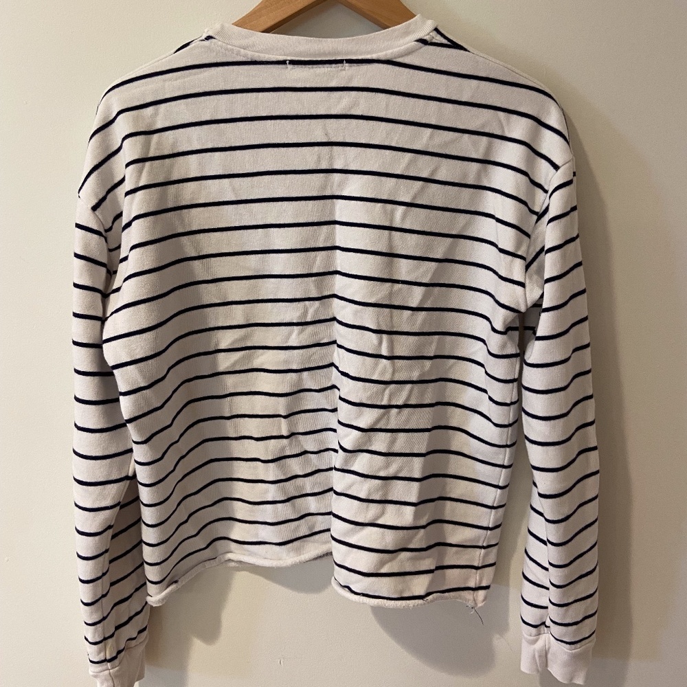 BRANDY MELVILLE STRIPED SWEATER